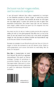 Achterkant boek socrates op sneakers